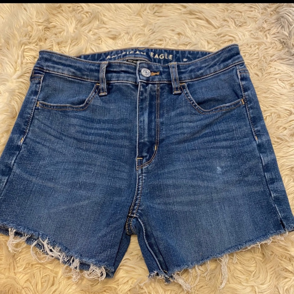 American Eagle Hi-Rise Shorts